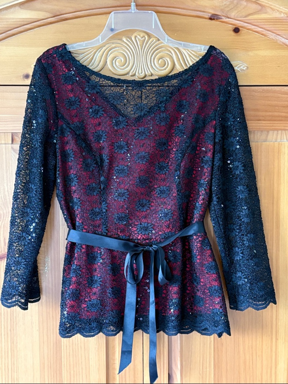 🌟HP🌟Blu Sage Lace Peplum Blouse